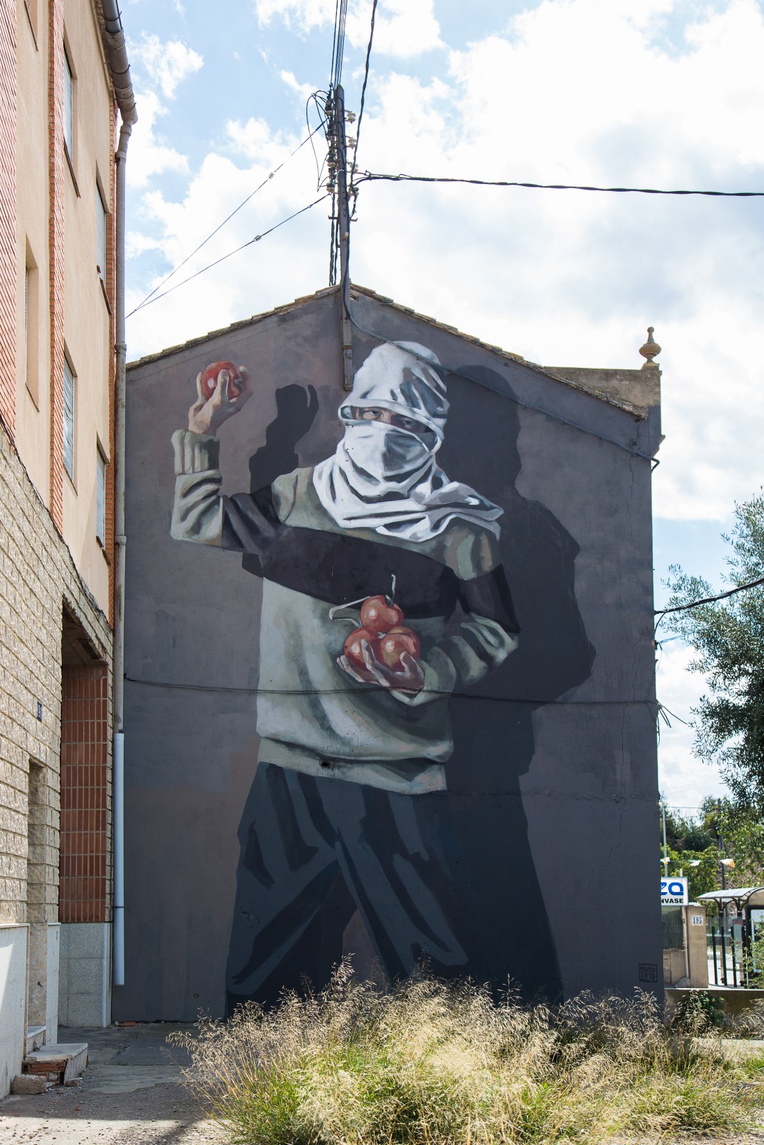 Sensemurs_Mural by Hyuro_1_cred.Juanmi Ponce